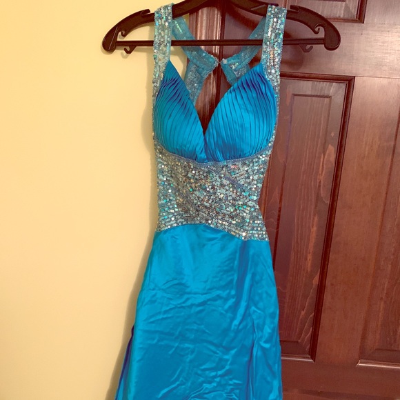 Formal dress. Purchased for $400. - Picture 1 of 3